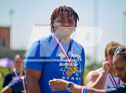 Thumbnail 1 in UIL 6A Track & Field Area 21&22 (Awards) photogallery.