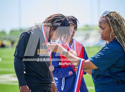 Thumbnail 2 in UIL 6A Track & Field Area 21&22 (Awards) photogallery.