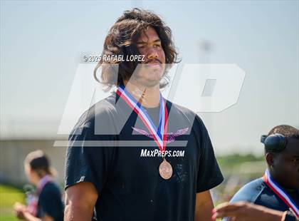 Thumbnail 1 in UIL 6A Track & Field Area 21&22 (Awards) photogallery.