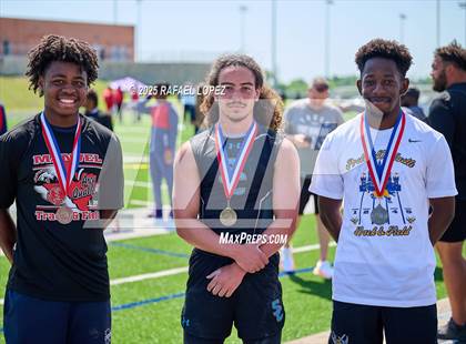 Thumbnail 3 in UIL 6A Track & Field Area 21&22 (Awards) photogallery.