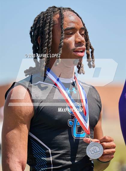 Thumbnail 1 in UIL 6A Track & Field Area 21&22 (Awards) photogallery.