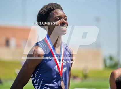 Thumbnail 3 in UIL 6A Track & Field Area 21&22 (Awards) photogallery.