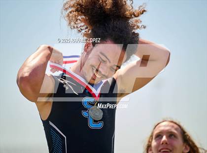 Thumbnail 2 in UIL 6A Track & Field Area 21&22 (Awards) photogallery.
