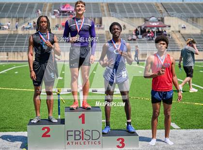 Thumbnail 1 in UIL 6A Track & Field Area 21&22 (Awards) photogallery.