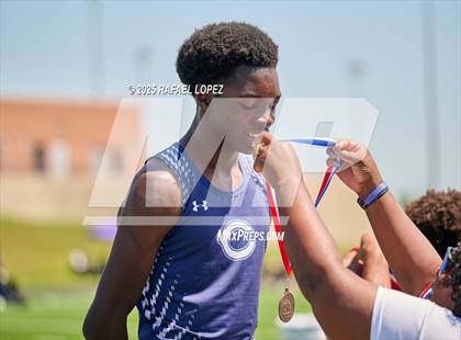 Thumbnail 2 in UIL 6A Track & Field Area 21&22 (Awards) photogallery.