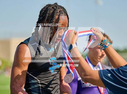 Thumbnail 2 in UIL 6A Track & Field Area 21&22 (Awards) photogallery.