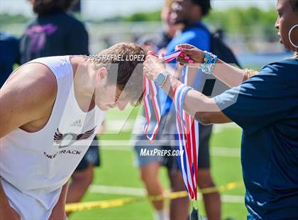 Thumbnail 2 in UIL 6A Track & Field Area 21&22 (Awards) photogallery.