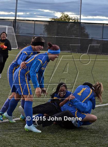 Thumbnail 2 in Taos vs. Bloomfield photogallery.