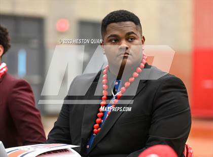 Thumbnail 2 in Mater Dei Signing Day photogallery.