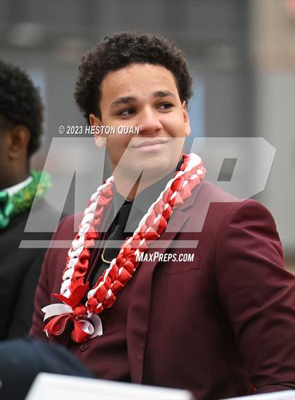 Thumbnail 3 in Mater Dei Signing Day photogallery.