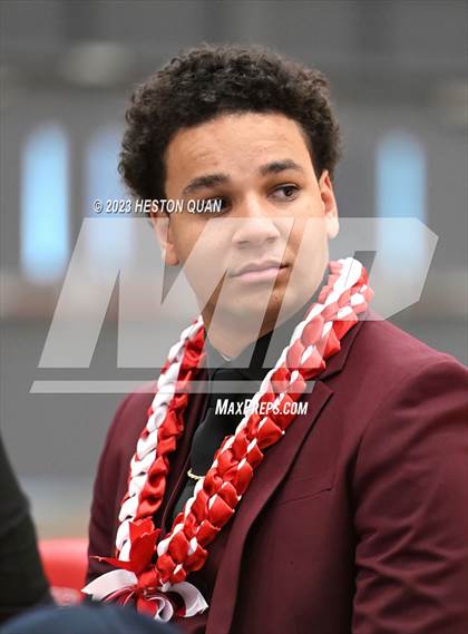 Thumbnail 3 in Mater Dei Signing Day photogallery.