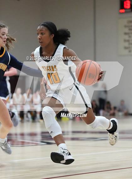 Thumbnail 3 in St. Agnes Academy vs. Prestonwood Christian (TAPPS 6A Area Playoff) photogallery.
