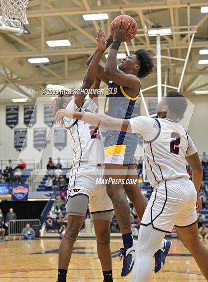 Thumbnail 3 in Garfield Heights @ Wayne (Flyin to the Hoop Invitational) photogallery.
