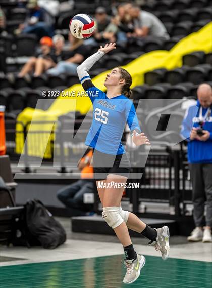 Thumbnail 2 in Rich vs. Milford (UHSAA 1A 2nd Round) photogallery.
