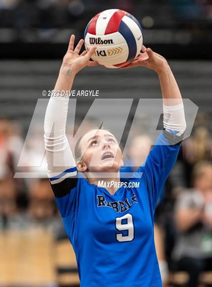 Thumbnail 3 in Rich vs. Milford (UHSAA 1A 2nd Round) photogallery.