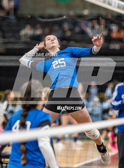 Thumbnail 1 in Rich vs. Milford (UHSAA 1A 2nd Round) photogallery.