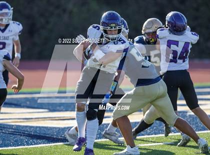 Thumbnail 2 in Mater Dei Catholic vs Carlsbad photogallery.