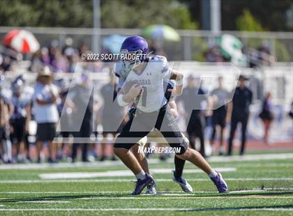 Thumbnail 2 in Mater Dei Catholic vs Carlsbad photogallery.