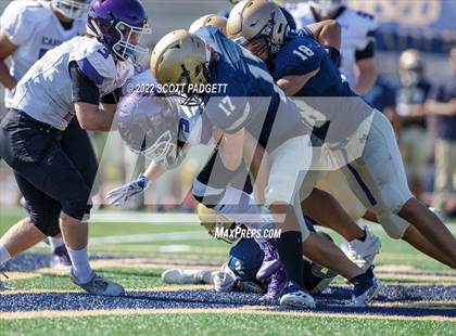 Thumbnail 2 in Mater Dei Catholic vs Carlsbad photogallery.