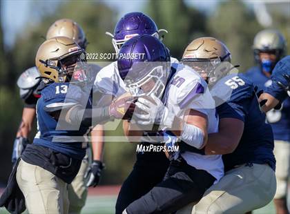 Thumbnail 1 in Mater Dei Catholic vs Carlsbad photogallery.
