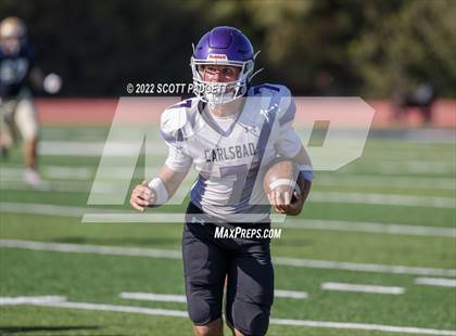 Thumbnail 2 in Mater Dei Catholic vs Carlsbad photogallery.