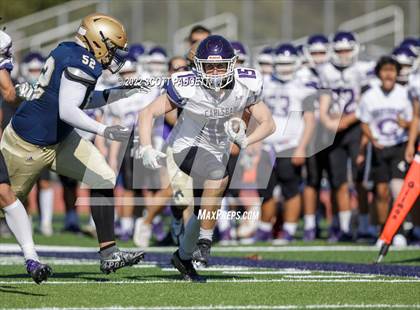 Thumbnail 2 in Mater Dei Catholic vs Carlsbad photogallery.