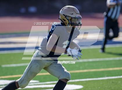 Thumbnail 2 in Mater Dei Catholic vs Carlsbad photogallery.