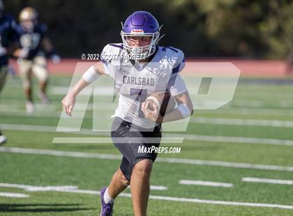 Thumbnail 1 in Mater Dei Catholic vs Carlsbad photogallery.