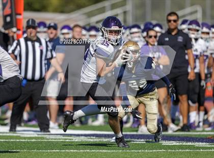 Thumbnail 2 in Mater Dei Catholic vs Carlsbad photogallery.