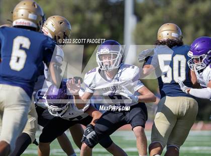 Thumbnail 2 in Mater Dei Catholic vs Carlsbad photogallery.