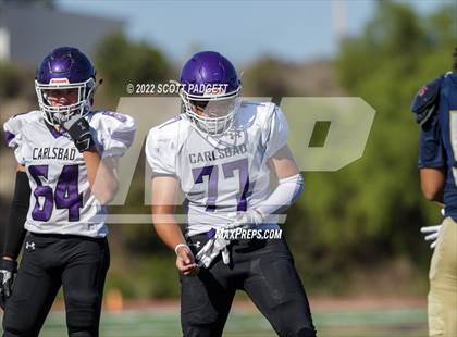 Thumbnail 3 in Mater Dei Catholic vs Carlsbad photogallery.