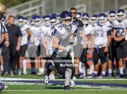 Thumbnail 1 in Mater Dei Catholic vs Carlsbad photogallery.