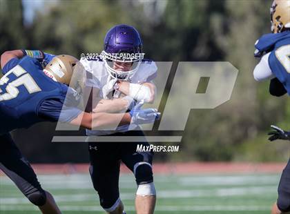 Thumbnail 1 in Mater Dei Catholic vs Carlsbad photogallery.