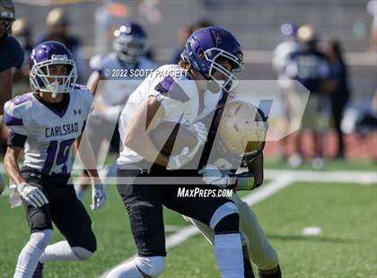 Thumbnail 1 in Mater Dei Catholic vs Carlsbad photogallery.
