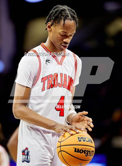Thumbnail 3 in Sierra Canyon vs Lincoln (CIF State D1 Final) photogallery.