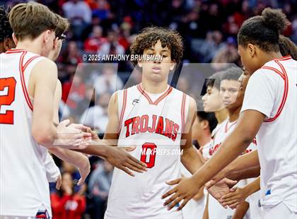Thumbnail 3 in Sierra Canyon vs Lincoln (CIF State D1 Final) photogallery.