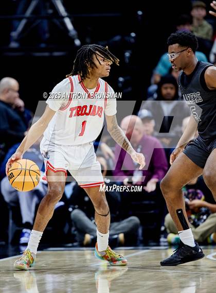Thumbnail 1 in Sierra Canyon vs Lincoln (CIF State D1 Final) photogallery.