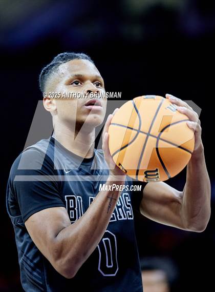 Thumbnail 3 in Sierra Canyon vs Lincoln (CIF State D1 Final) photogallery.