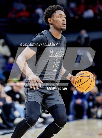 Thumbnail 1 in Sierra Canyon vs Lincoln (CIF State D1 Final) photogallery.