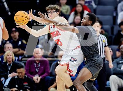 Thumbnail 2 in Sierra Canyon vs Lincoln (CIF State D1 Final) photogallery.