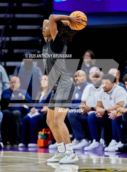 Thumbnail 2 in Sierra Canyon vs Lincoln (CIF State D1 Final) photogallery.
