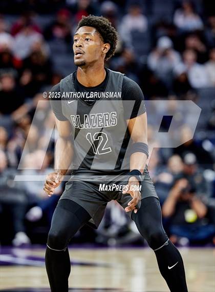 Thumbnail 1 in Sierra Canyon vs Lincoln (CIF State D1 Final) photogallery.