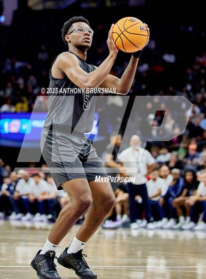 Thumbnail 3 in Sierra Canyon vs Lincoln (CIF State D1 Final) photogallery.