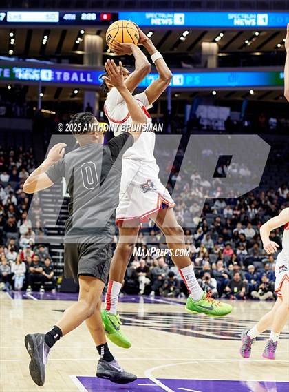 Thumbnail 3 in Sierra Canyon vs Lincoln (CIF State D1 Final) photogallery.