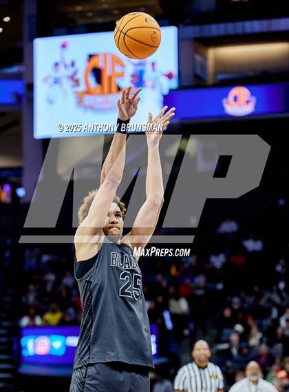 Thumbnail 1 in Sierra Canyon vs Lincoln (CIF State D1 Final) photogallery.