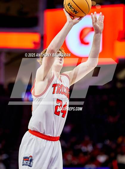 Thumbnail 1 in Sierra Canyon vs Lincoln (CIF State D1 Final) photogallery.