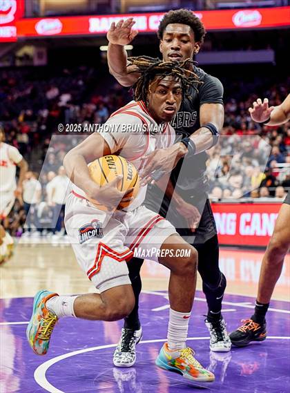 Thumbnail 1 in Sierra Canyon vs Lincoln (CIF State D1 Final) photogallery.