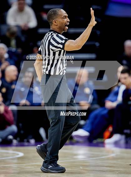 Thumbnail 3 in Sierra Canyon vs Lincoln (CIF State D1 Final) photogallery.