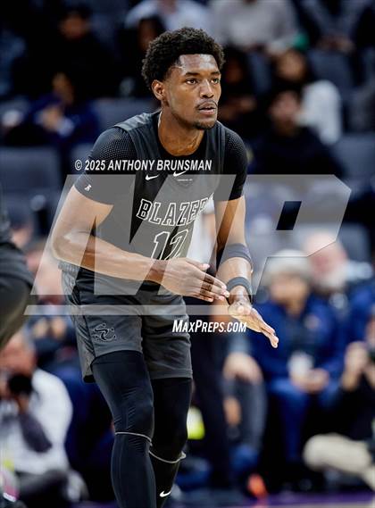 Thumbnail 2 in Sierra Canyon vs Lincoln (CIF State D1 Final) photogallery.