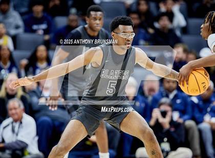 Thumbnail 2 in Sierra Canyon vs Lincoln (CIF State D1 Final) photogallery.